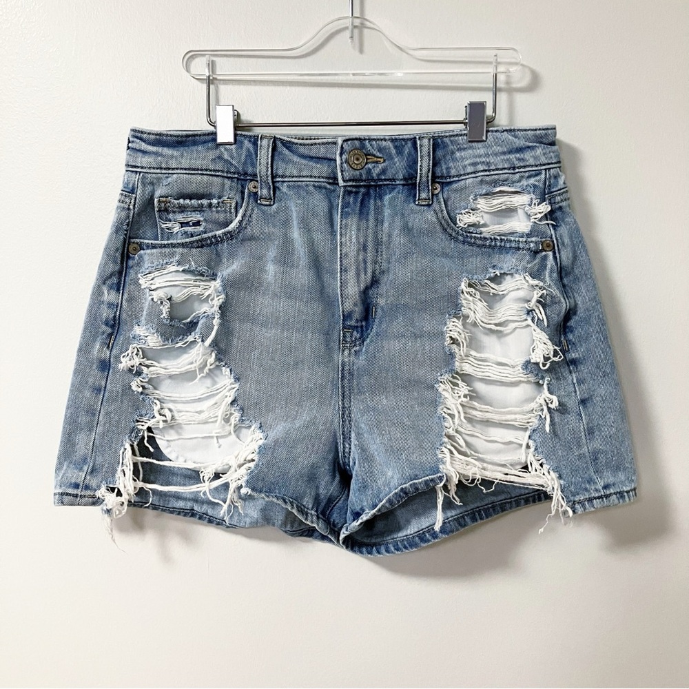 American Eagle | Blue Distressed Mom Denim Jean Shorts 2 Boho Chic Summer